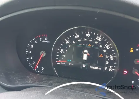 2016 Kia Sorento 2.0T Sxl z USA, uszkodzony, nr VIN 5XYPKDA13GG141804